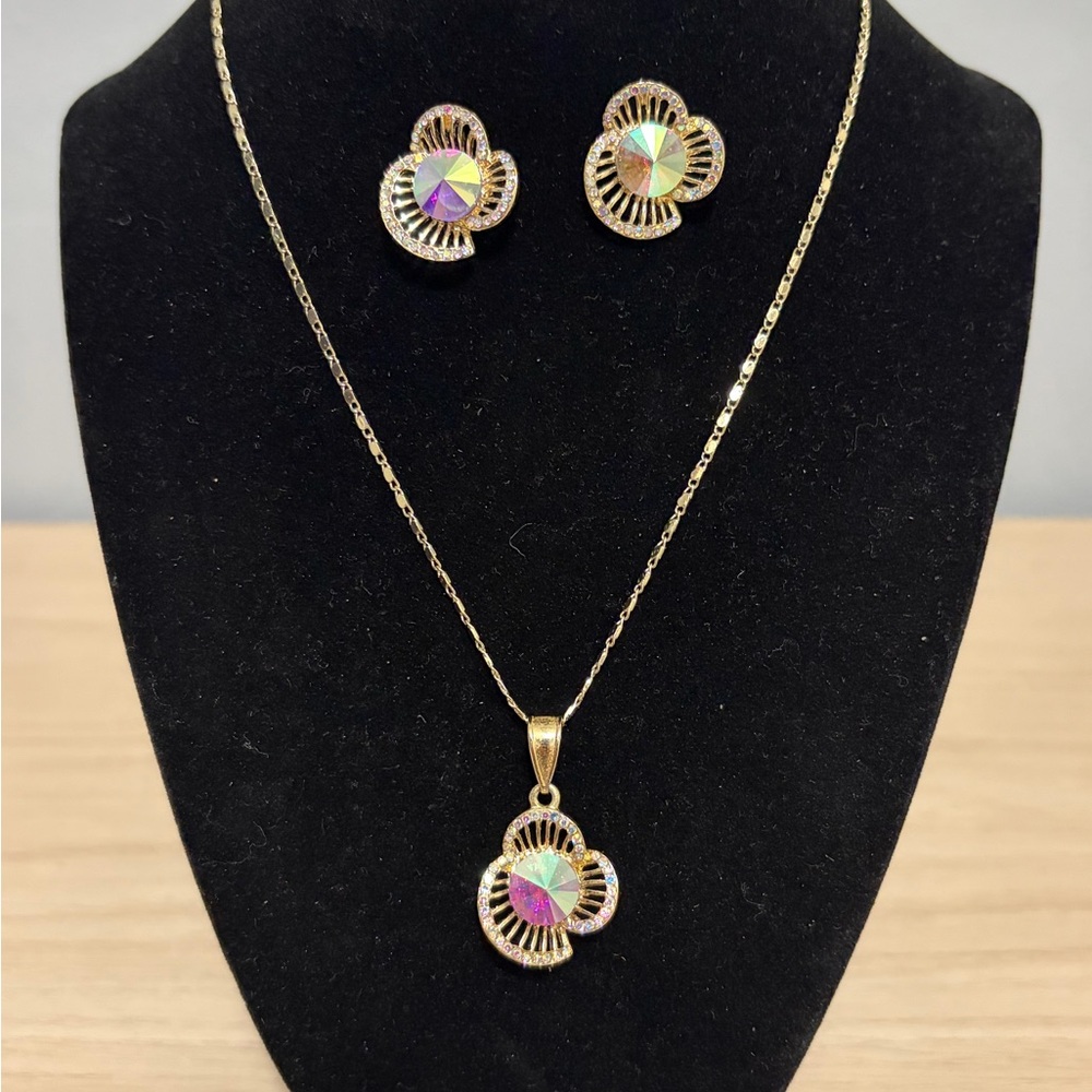 Gold plated Iridescent Jewelry Set